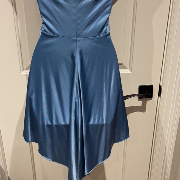 Dress - Picture 4 of 5